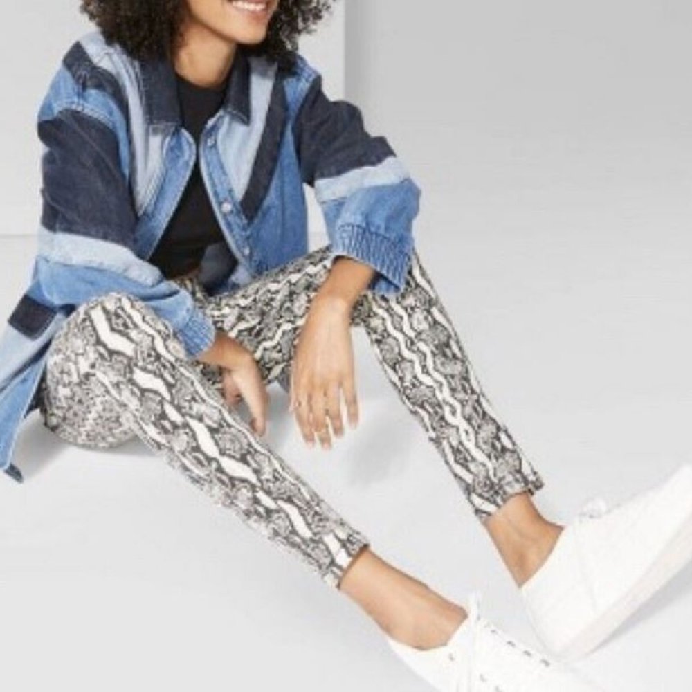Wild Fable High Rise Skinny Animal Print Size 0 NWT